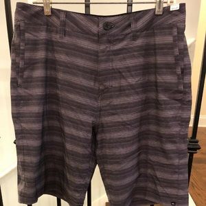 NWT Quiksilver Amphibian Hybrid Shorts